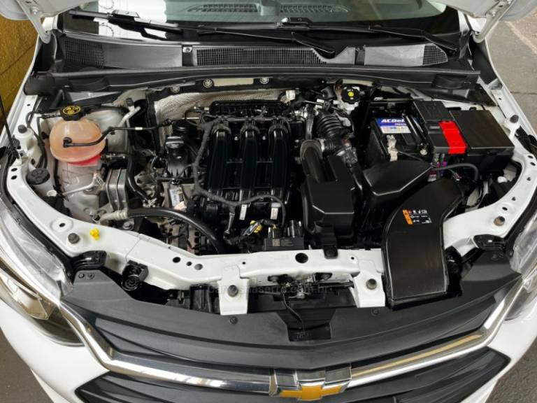 CHEVROLET - ONIX - 2020/2021 - Branca - R$ 59.900,00