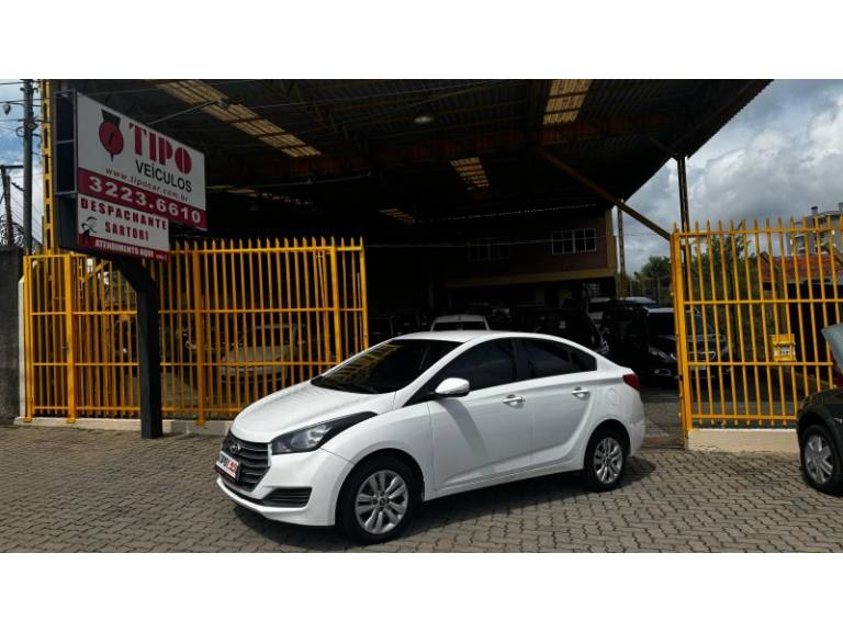 HYUNDAI - HB20S - 2016/2016 - Branca - R$ 48.800,00