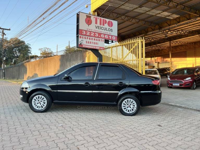 FIAT - SIENA - 2009/2010 - Preta - R$ 28.900,00