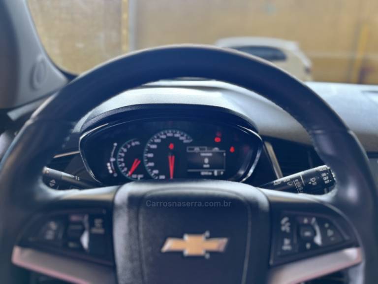 CHEVROLET - TRACKER - 2018/2018 - Cinza - R$ 92.900,00