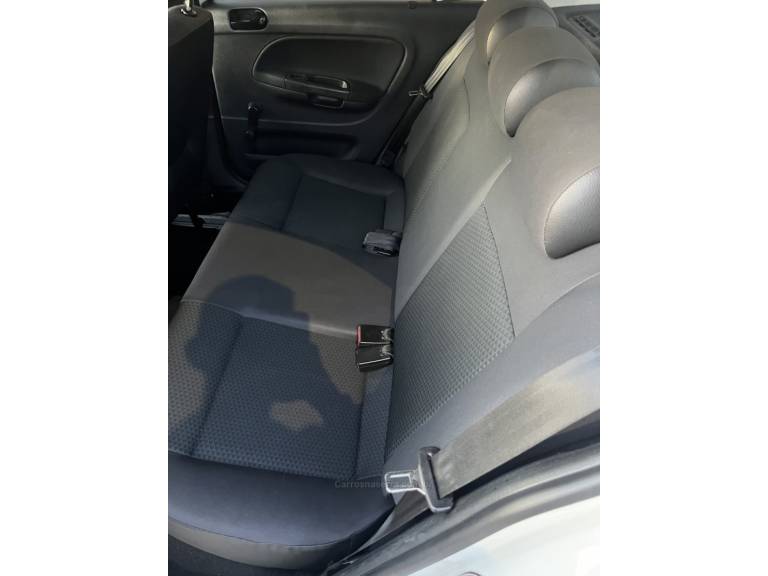 VOLKSWAGEN - VOYAGE - 2020/2020 - Branca - R$ 54.900,00