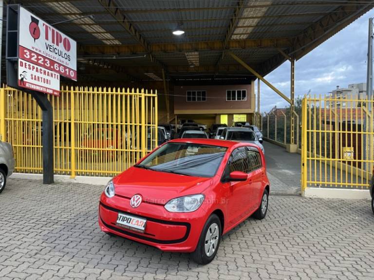 VOLKSWAGEN - UP - 2014/2015 - Vermelha - R$ 29.900,00