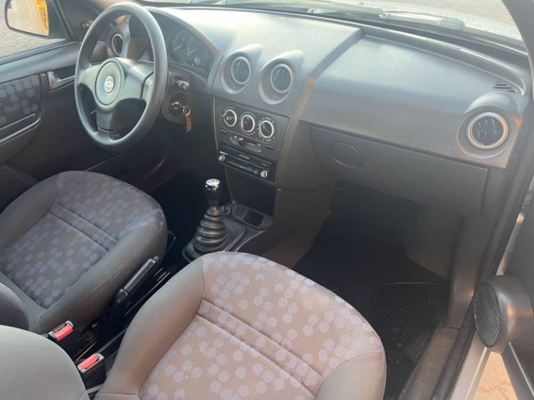 CHEVROLET - PRISMA - 2009/2009 - Prata - R$ 26.900,00