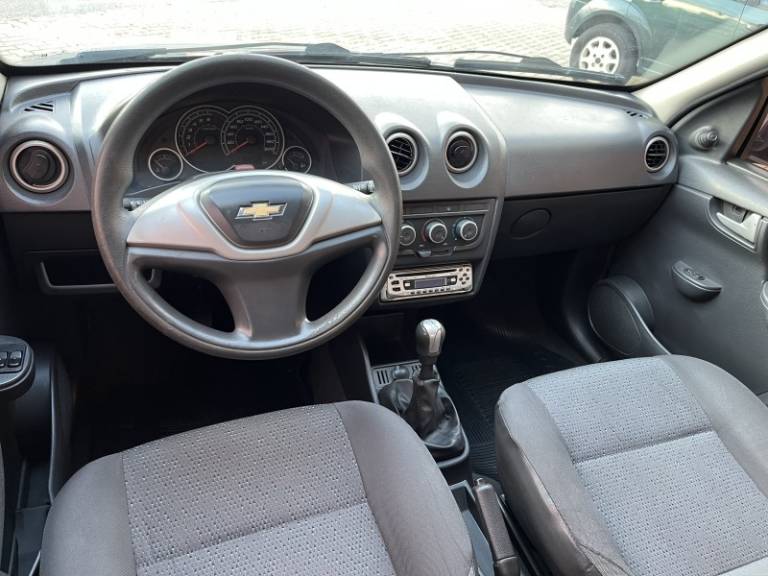 CHEVROLET - CELTA - 2012/2013 - Cinza - R$ 30.900,00
