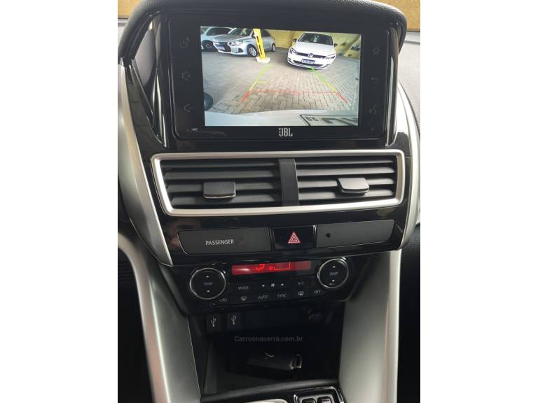 MITSUBISHI - ECLIPSE CROSS - 2021/2022 - Branca - R$ 137.900,00