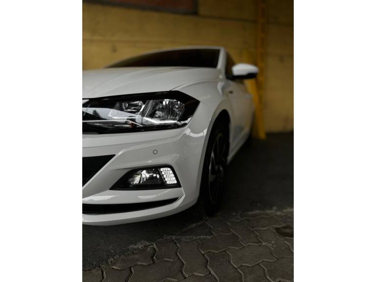 VOLKSWAGEN - POLO - 2021/2021 - Branca - R$ 84.900,00