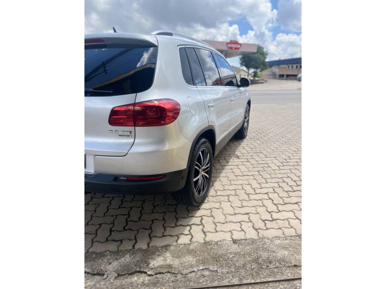 VOLKSWAGEN - TIGUAN - 2011/2012 - Prata - R$ 53.900,00