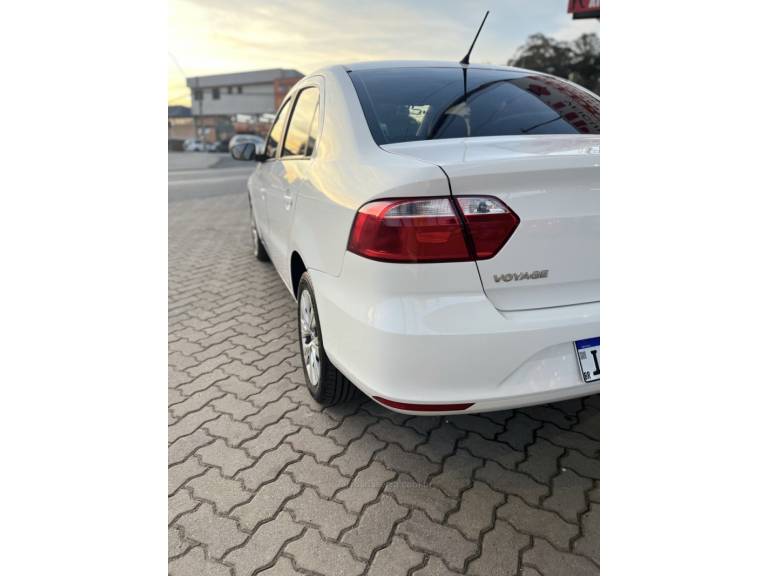 VOLKSWAGEN - VOYAGE - 2020/2020 - Branca - R$ 54.900,00