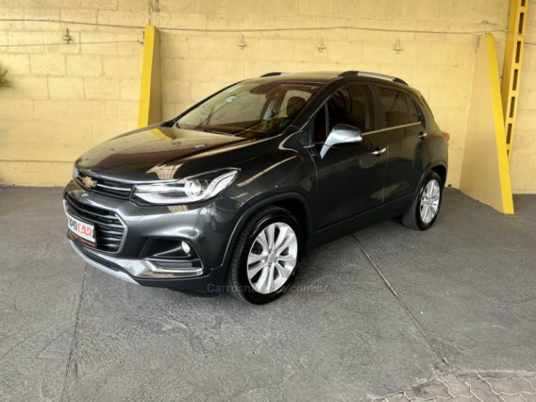 CHEVROLET - TRACKER - 2018/2018 - Cinza - R$ 92.900,00
