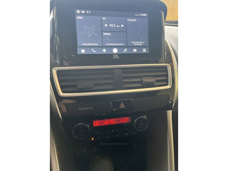 MITSUBISHI - ECLIPSE CROSS - 2021/2022 - Branca - R$ 137.900,00